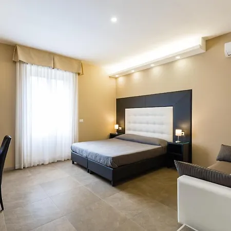 Bh Railway Affittacamere 3*