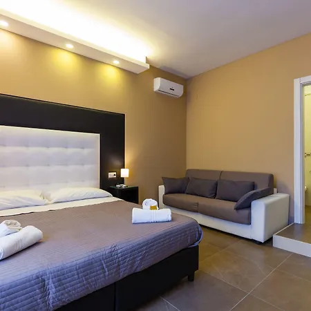 Bh Railway נאפולי